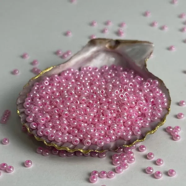 Preciosa Round Seed Beads 37175 11/0 3.5 Oz