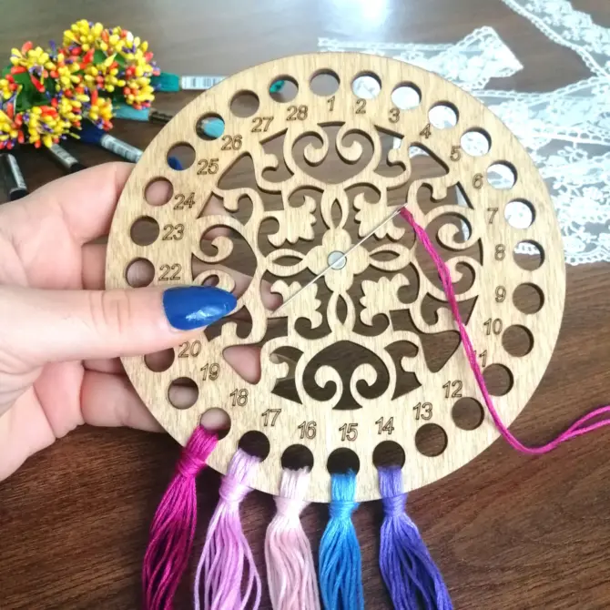 Wooden Cross Stitch Organizer with Small Needle Holder Magnet - Design8 - Image 10