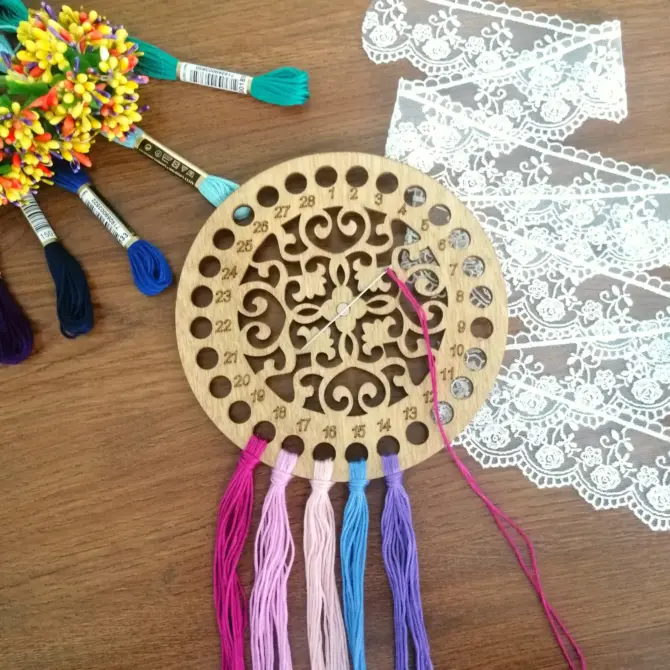 Wooden Cross Stitch Organizer with Small Needle Holder Magnet - Design8 - Image 11