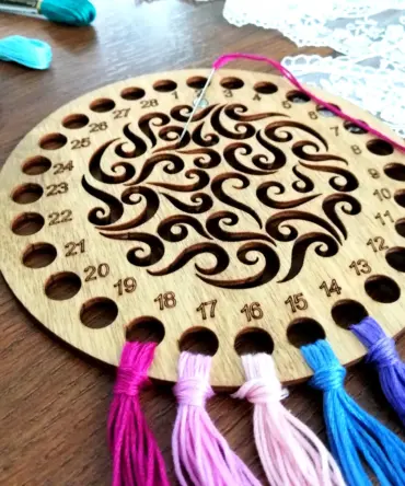 Round Thread Sorter Embroidery Wooden Art Tool with Small Needle Holder Magnet - Design4