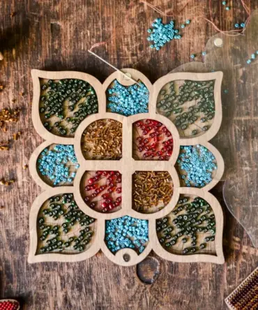 Lonjew Wood Bead Box With Lid And Needle Magnet