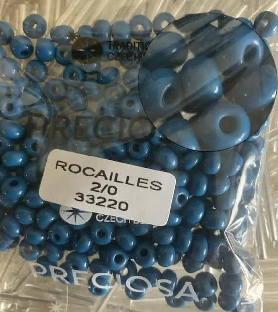 Preciosa Round Seed Beads 33220 2/0  3.5 Oz