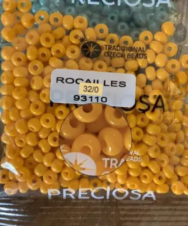 Preciosa Round Seed Beads 93110 32/0 3.5 Oz