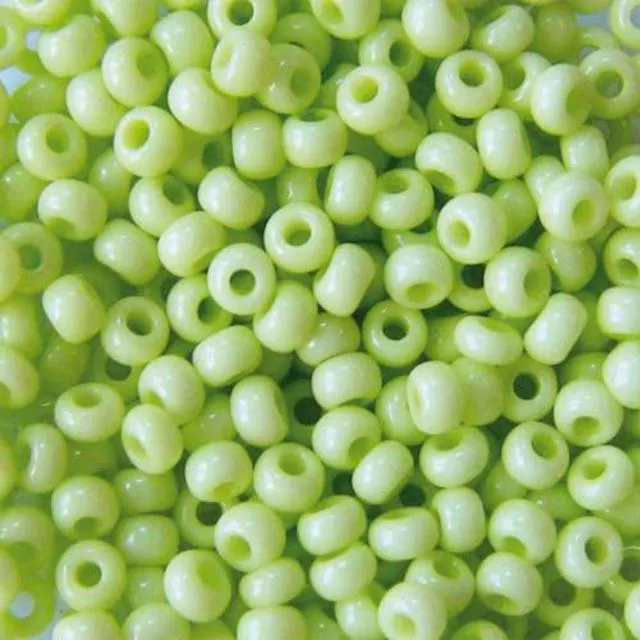 Preciosa Round Seed Beads 03254 10/0 3.5 Oz