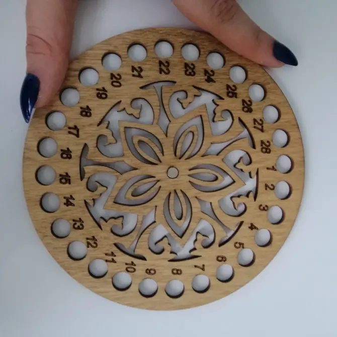 Wooden Round Thread Sorter with Needle Holder Magnet, Embroidery Floss Organizer Design 2 - Image 12